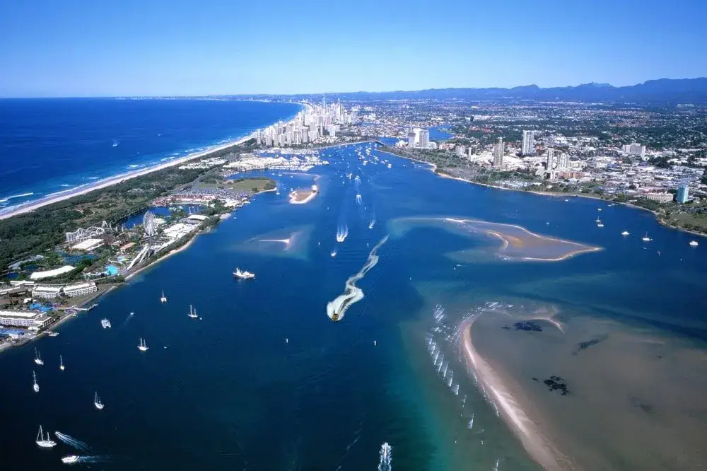 Gold Coast Broadwater Activities: Fishing, Boating & Watersports Guide